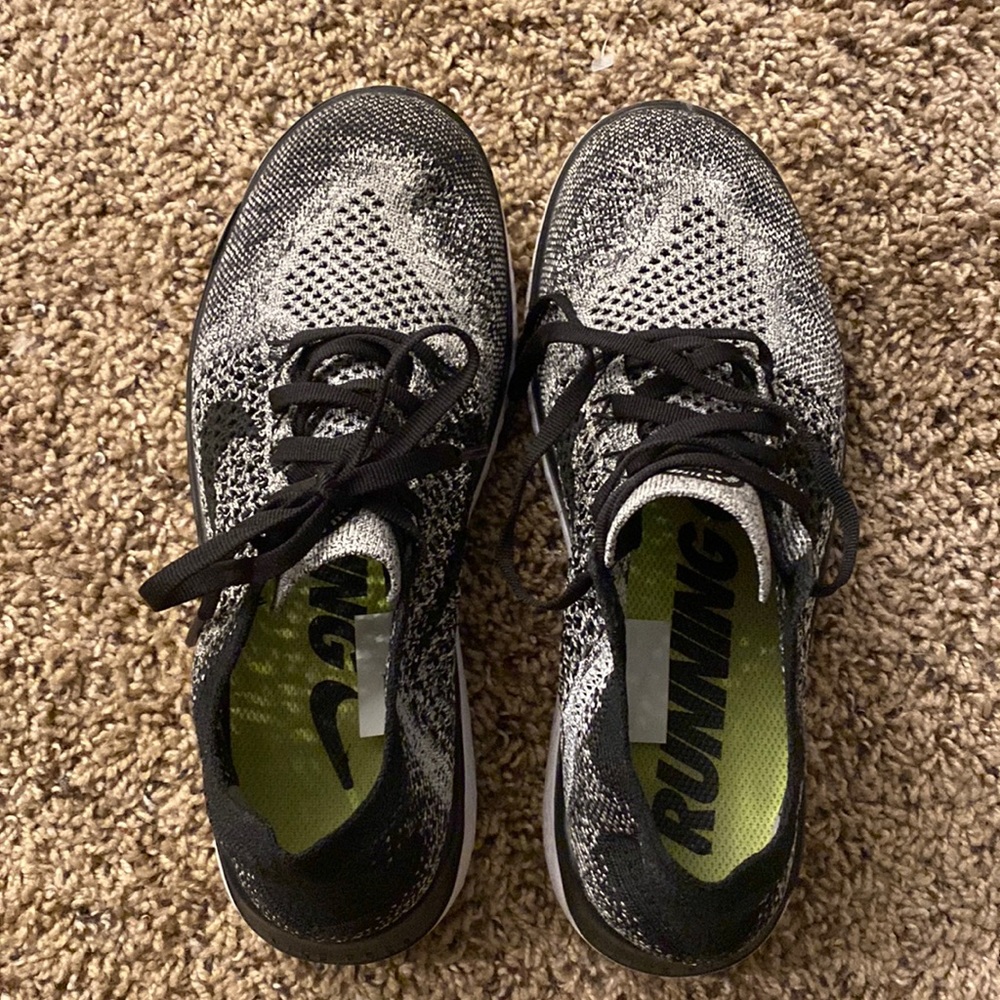 Nike Women’s Free Run Running Shoes. US size 8z